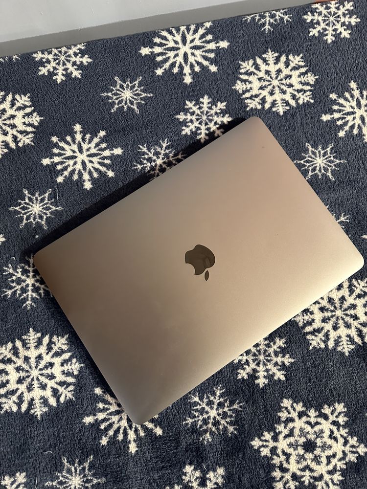 MacBook Air 13,3”
