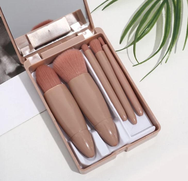 Набір з 5 універсальних пензликів