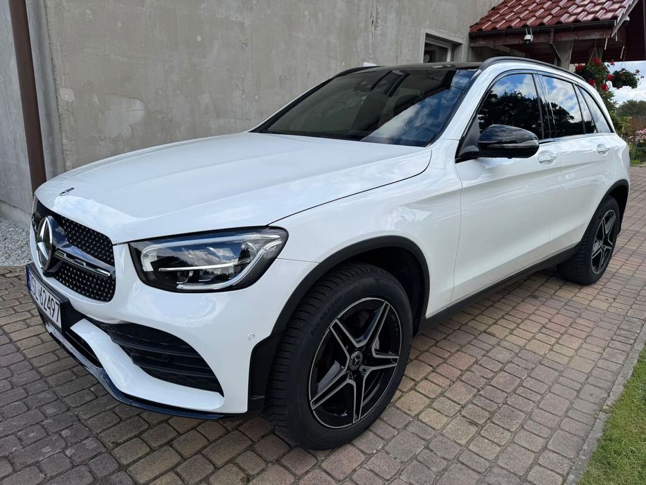 Mercedes-Benz GLC 300 AMG Line Black Edition 258KM Bogate wyposażenie