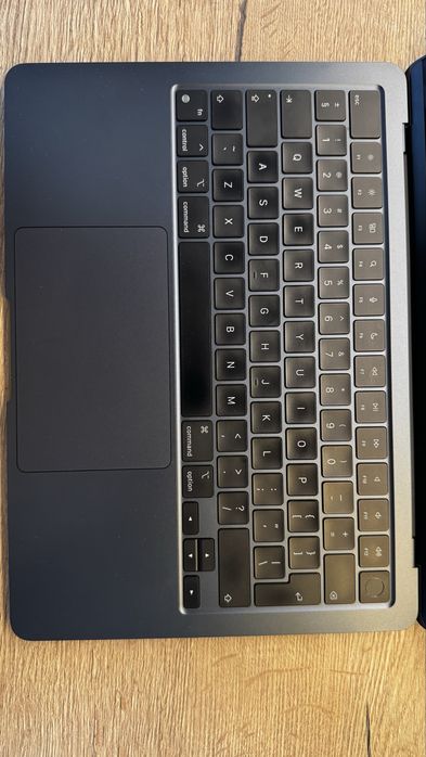 Apple Macbook Air M3 8/256 Midnight