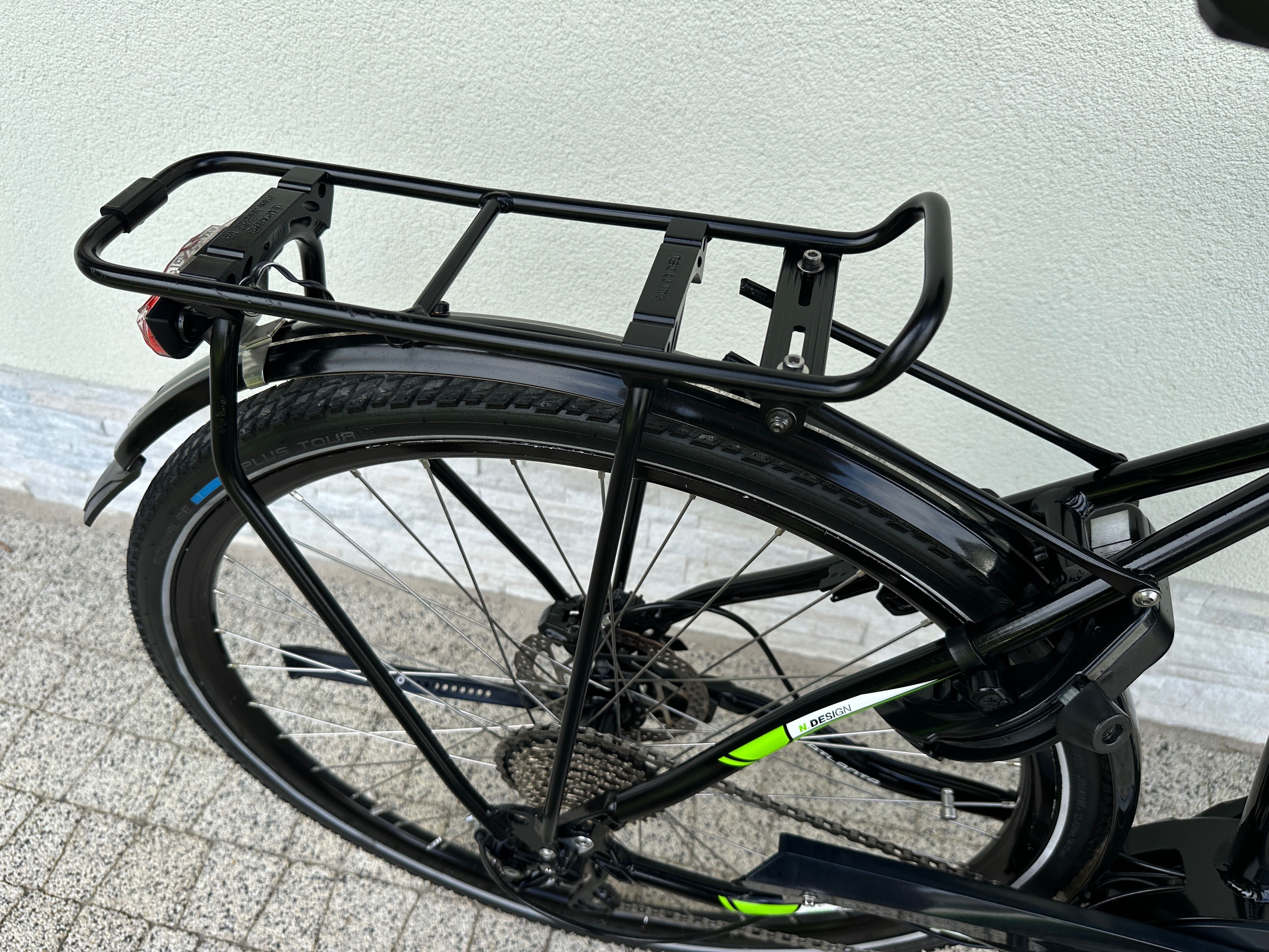 Rower ATLANTA - wsp elektryczne Bosch, koła 28, 2x amor, Deore XT 1x10