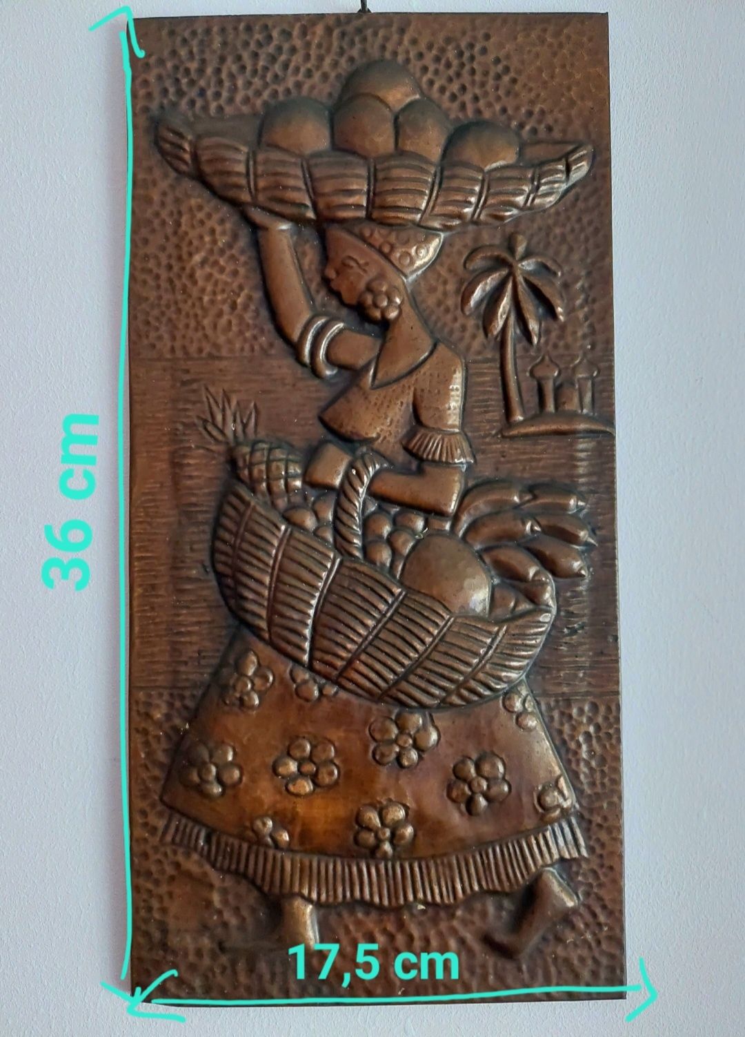 Quadro em bronze com baiana