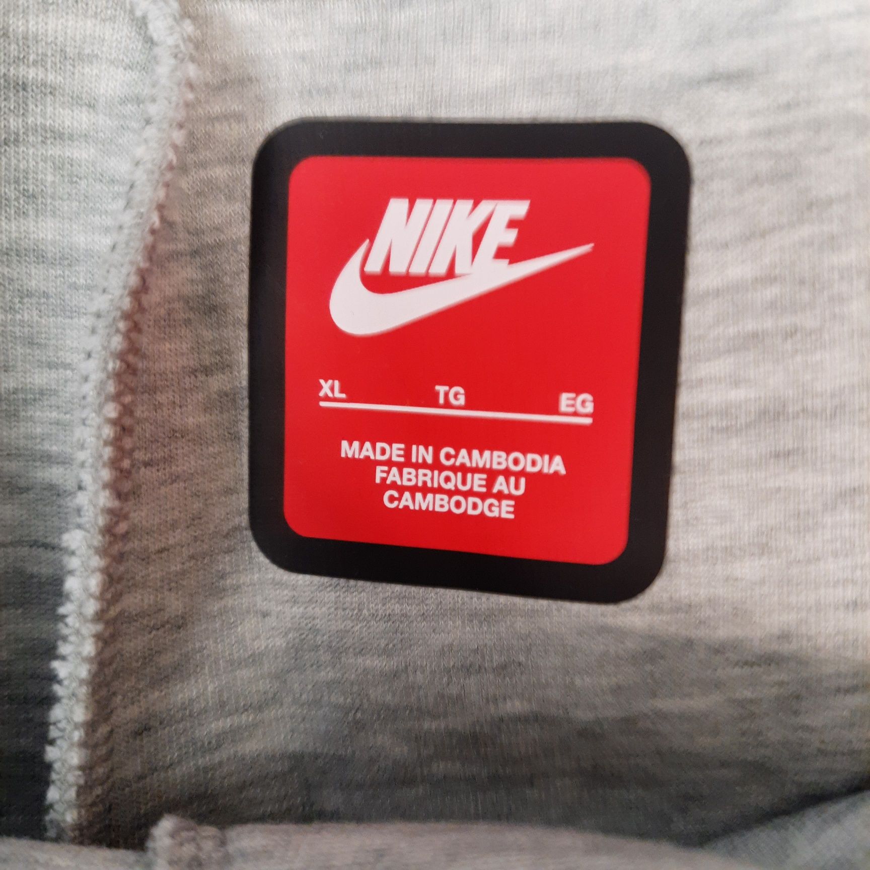 Оригінальні чоловічі штани NIKE TECH FLEECE JOGGER GREY FB8002-064