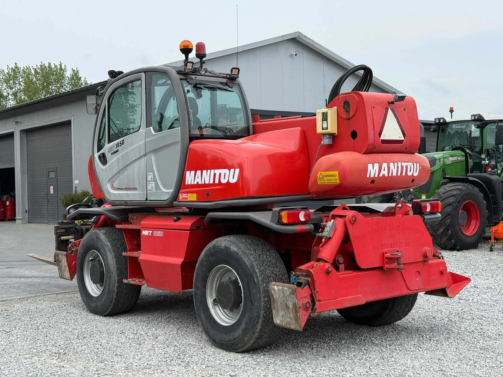 Ładowarka teleskopowa obrotowa Manitou MRT 1850
