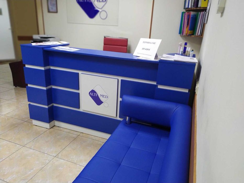 Виготовлення нестандартних офісних меблів! Ресепшн| Столи| Шафи| Тумби