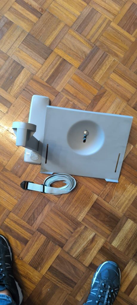 Suporte de Televisão Pequena 37cm