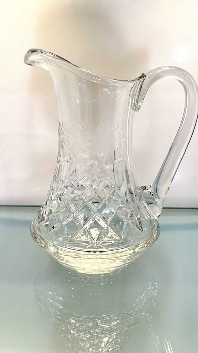 Garrafa de água Miller Rogaska "QUEEN" com cristal lapidado de 23 cm