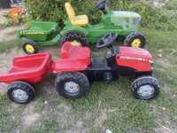 Traktor zabawkowy