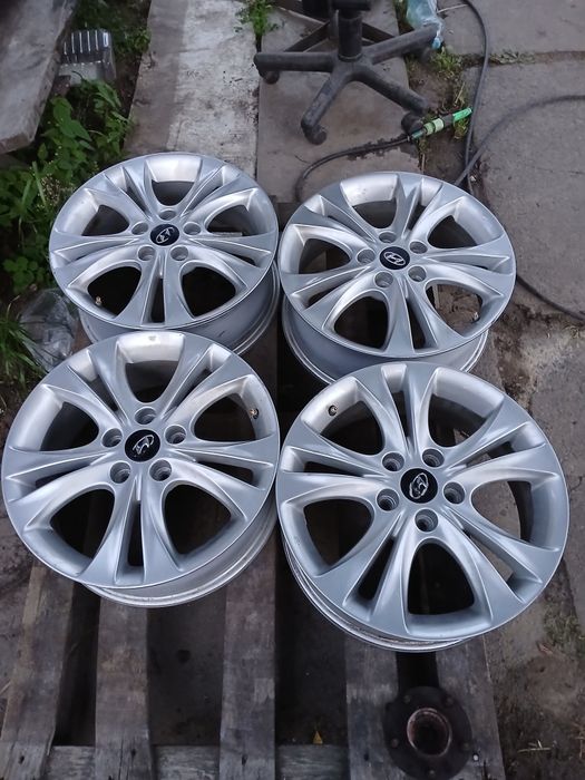 Комплект оригінальних дисків Hyundai Sonata YF R17x6,5j 5x114,3 ET