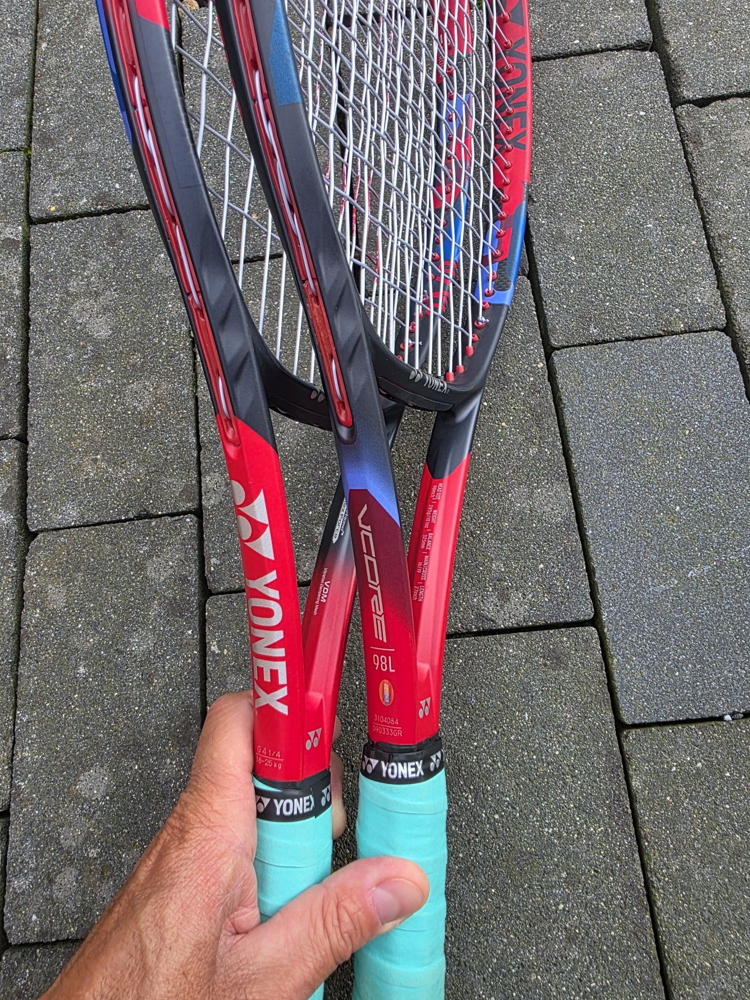 Rakieta Yonex vcore 98L, grip 2