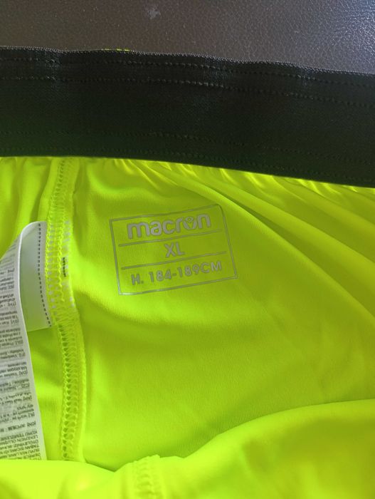 2 Calções tamanho L e XL