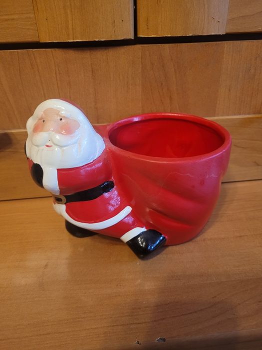 Donniczka świąteczna z Mikołajem