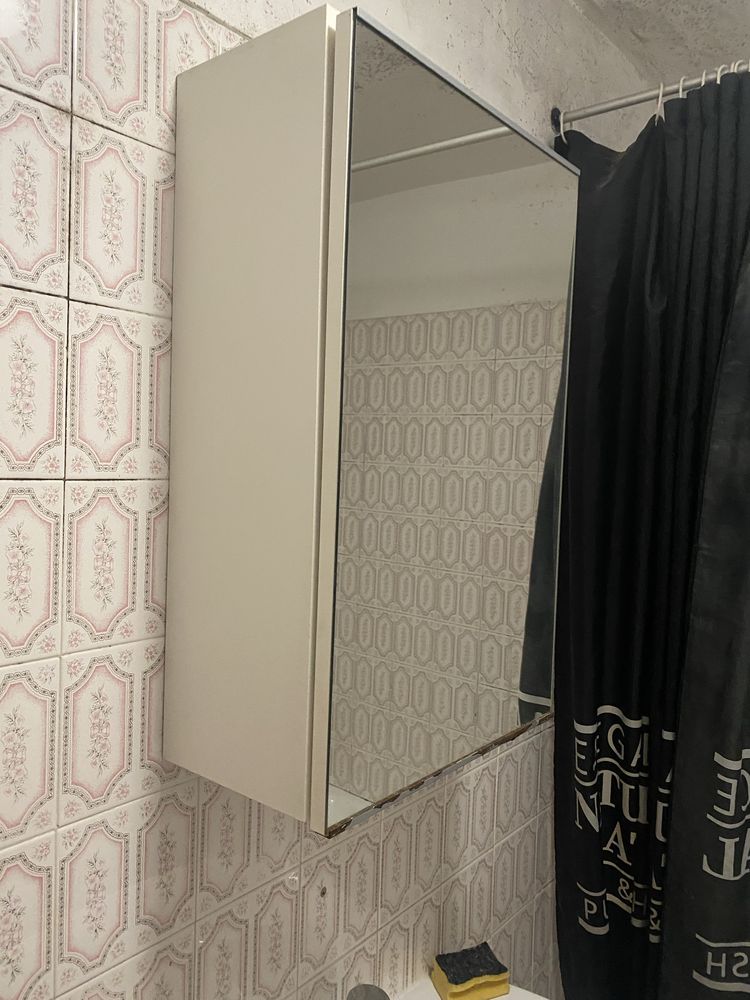 2 Moveis suspesos de casa de banho