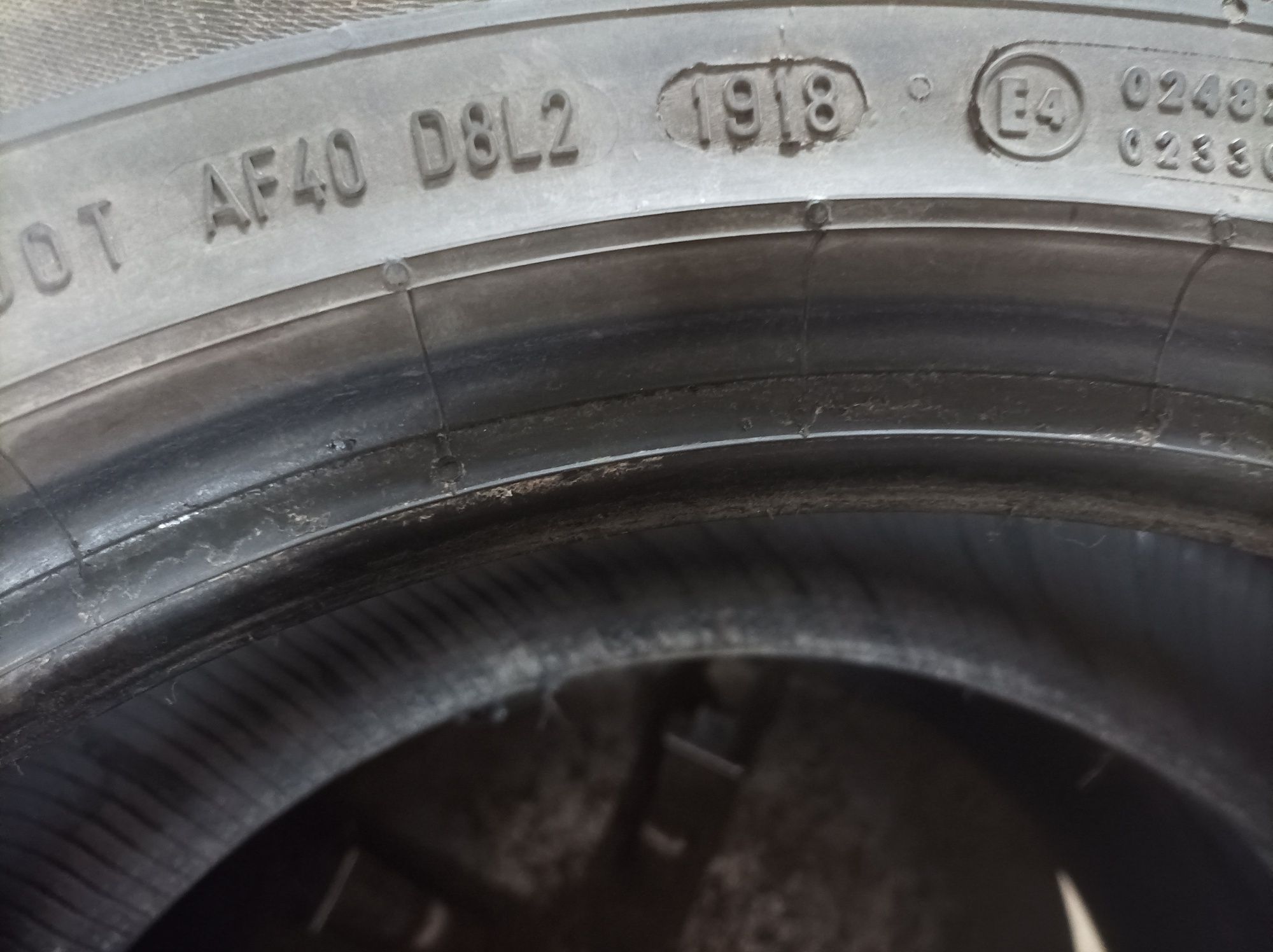 225/50 R17 Continental 2