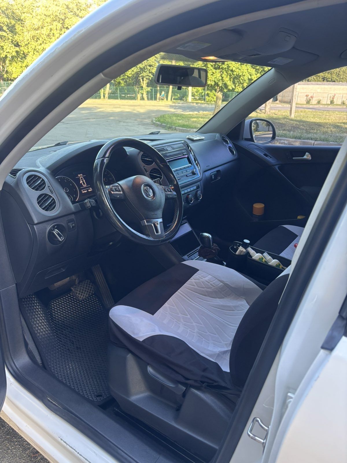 Продам Volkswagen Tiguan 2013 года