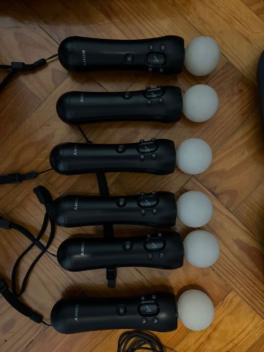 PS3 + 2 Comandos + 6 Comandos de movimento + Estação de carregamento