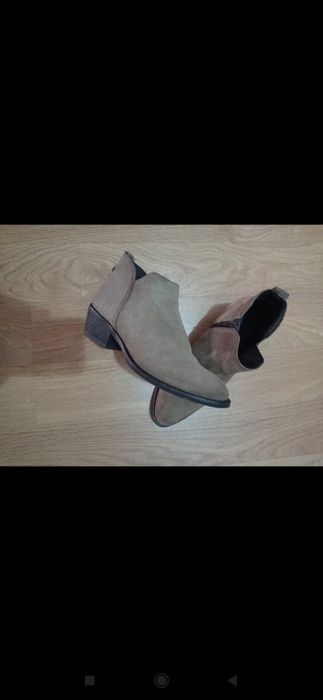 Botins cor taupe