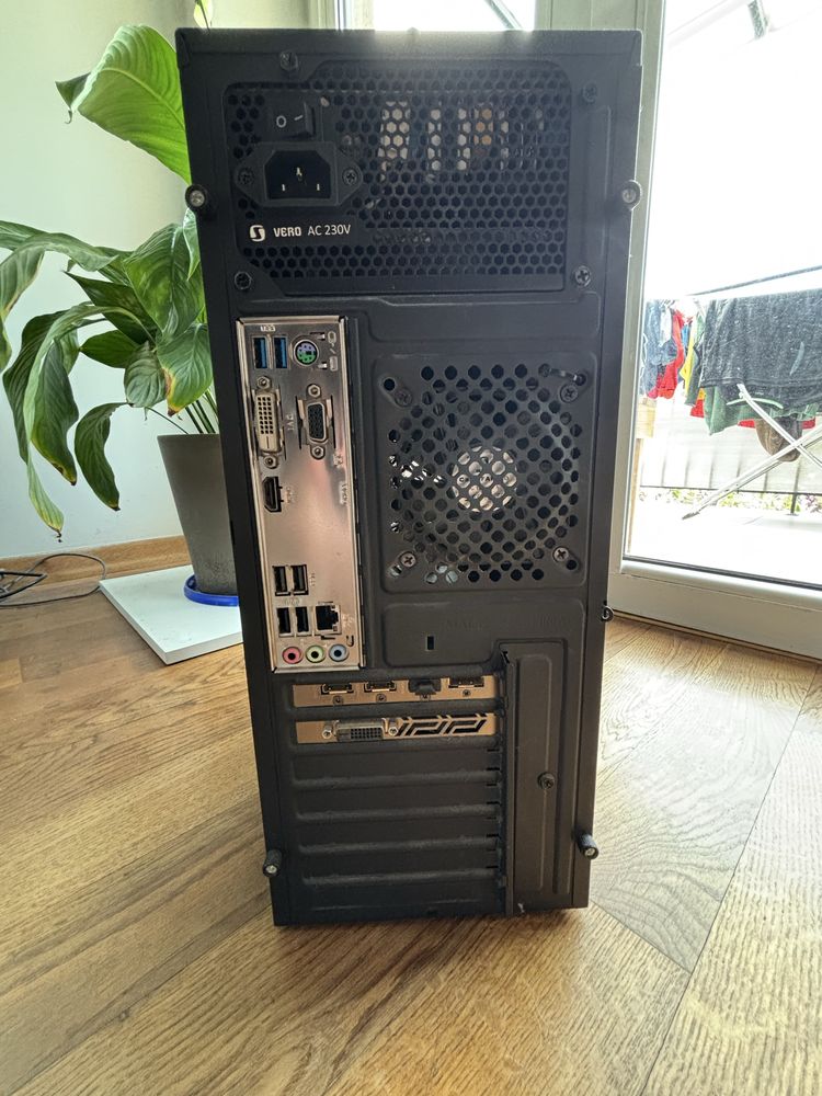 Komputer stacjonarny i5-7400 3.0/ GTX 1050ti