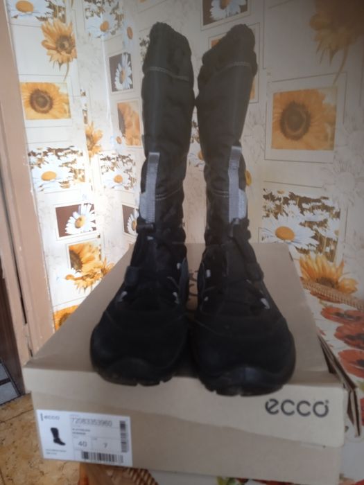 Жiночi зимовi сапоги. Розмiр 40. В iдеальному станi.