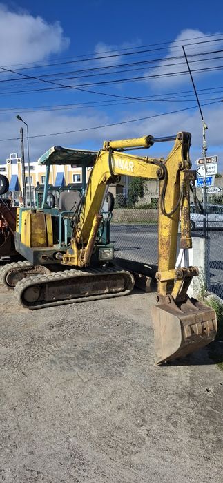 Mini Giratória YANMAR