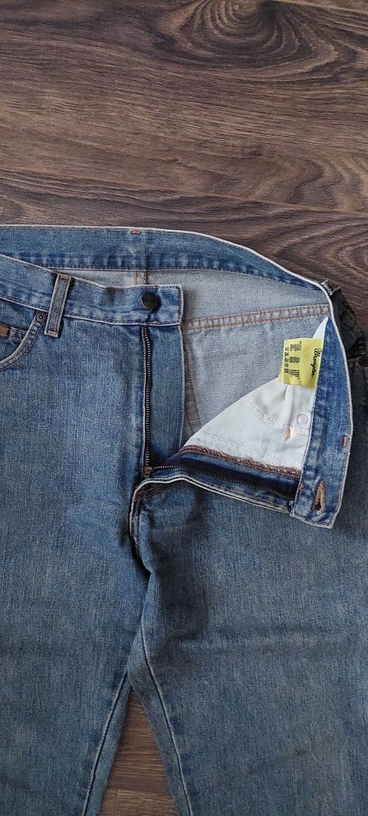 Spodnie męskie dżinsowe Wrangler