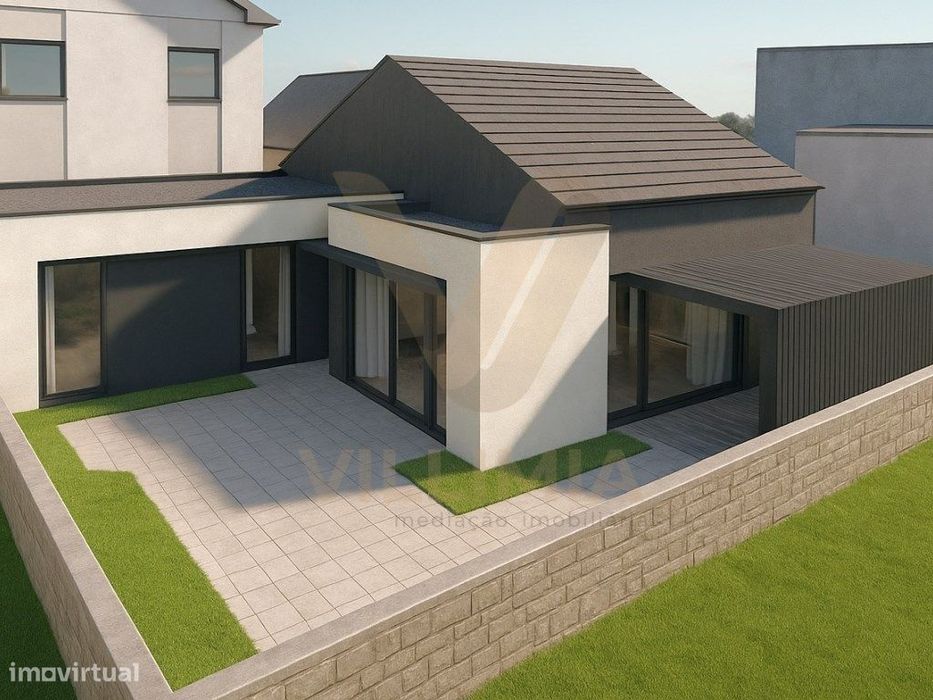 Casa Antiga com Projeto Aprovado para Moradia T2 - Feitosa, Ponte d...