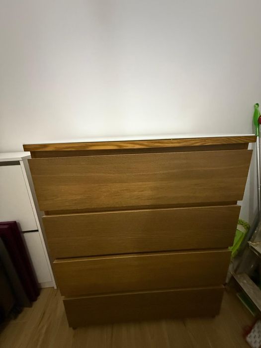 Comoda MALM carvalho + tampo de vidro (Ver fotos, ler descrição)