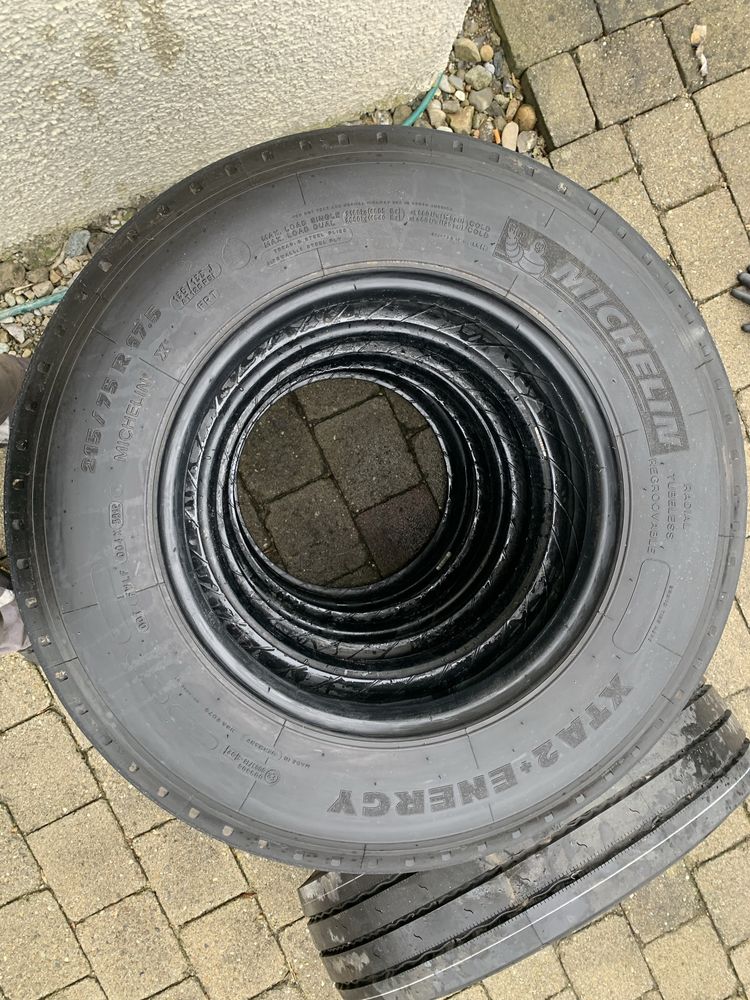 Колеса різина 215 75 R17.5,Michelin.