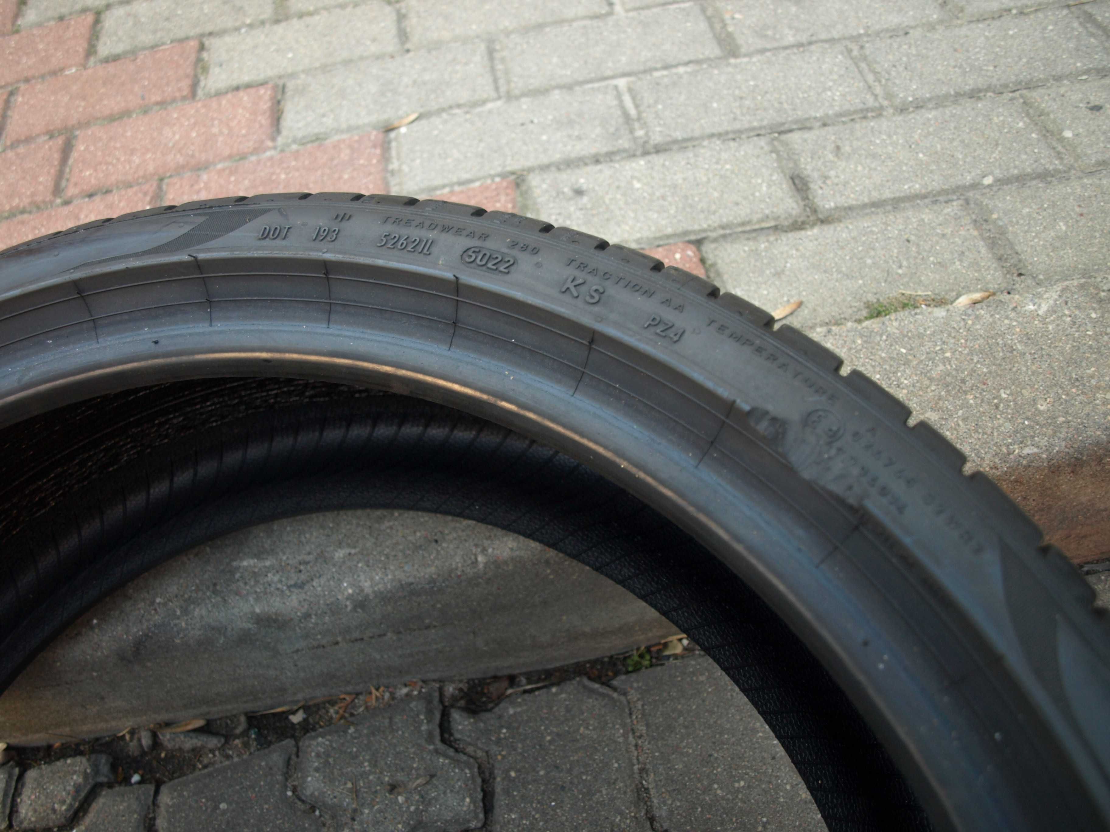 2 szt opony letnie Pirelli P zero 245/35r20 2022 rok