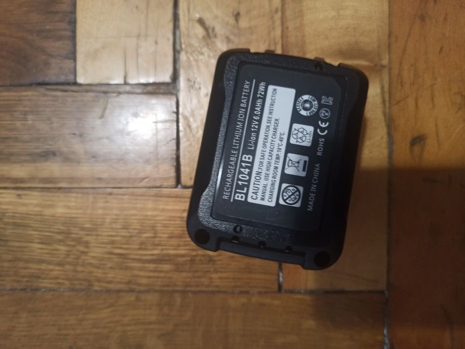 Акамуляторна батарея для шуруповерта 12в