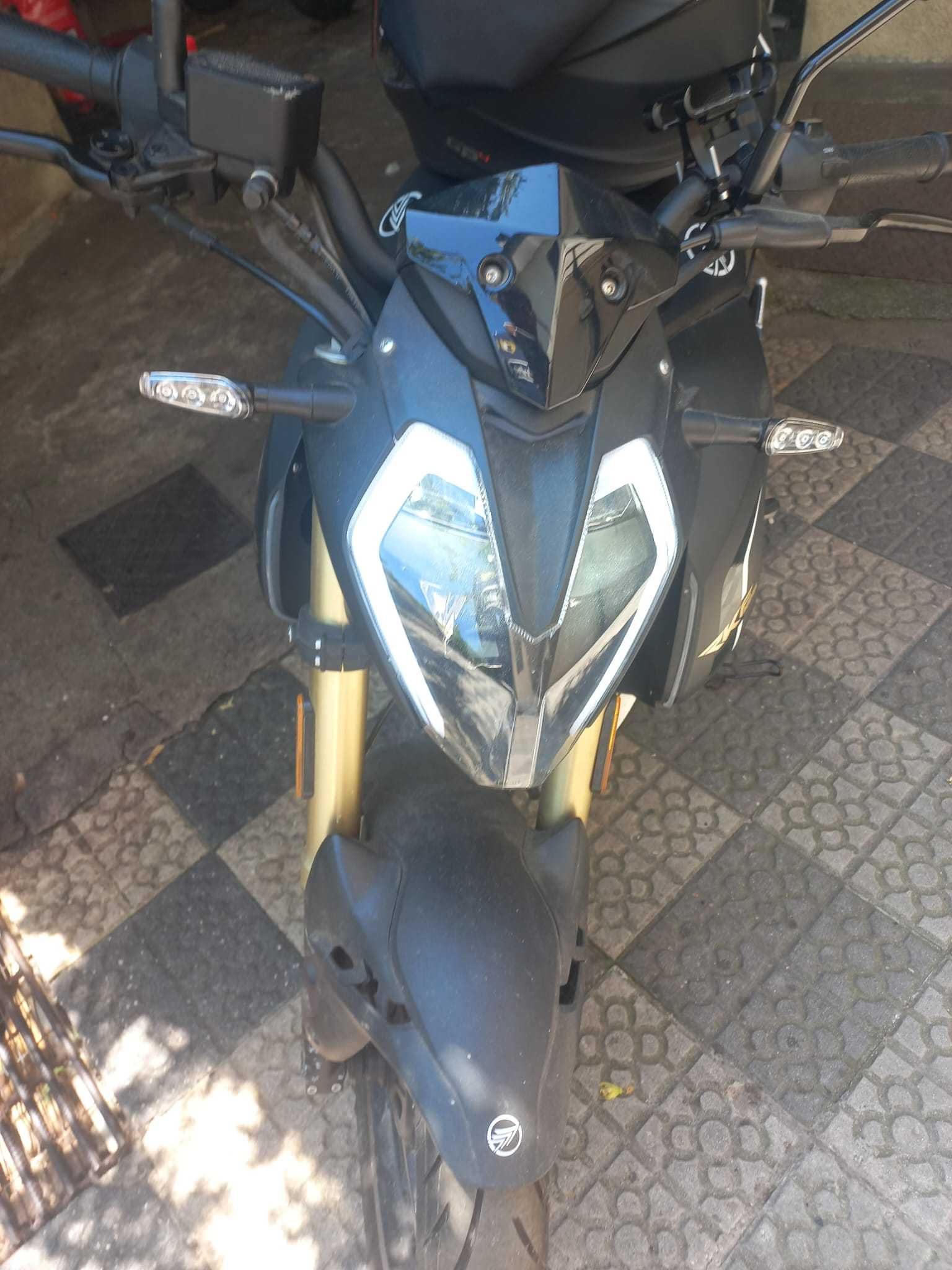 Vendo moto keewey rkf 125