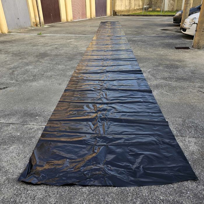 Manga plastica preta