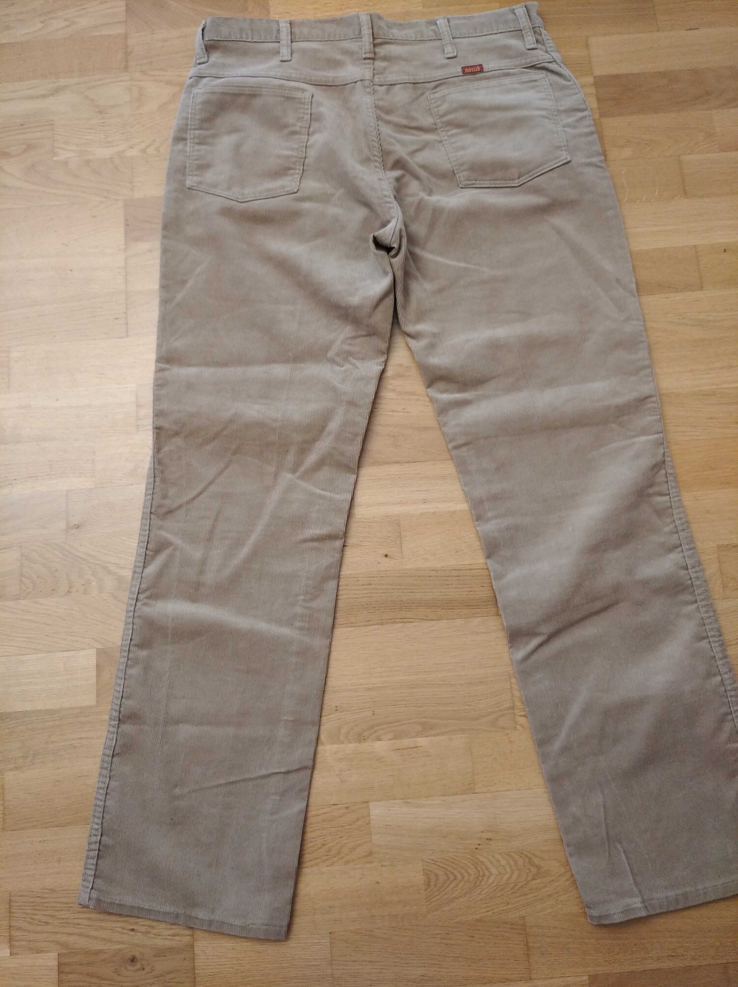 Spodnie męskie Rustler 36x32 długie sztruksowe beżowe