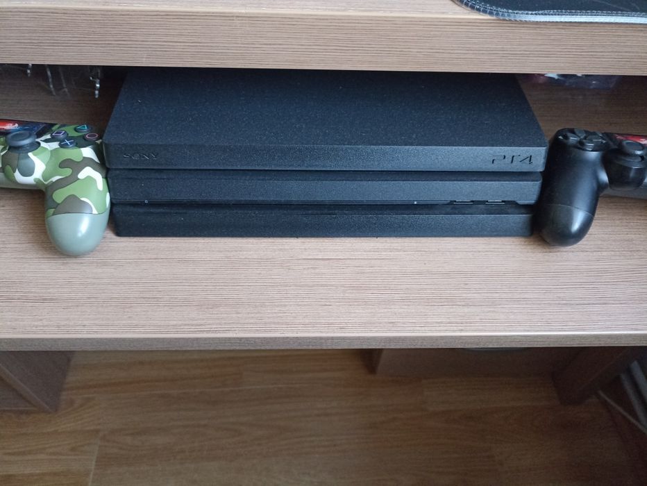Konsola ps pro 1 T