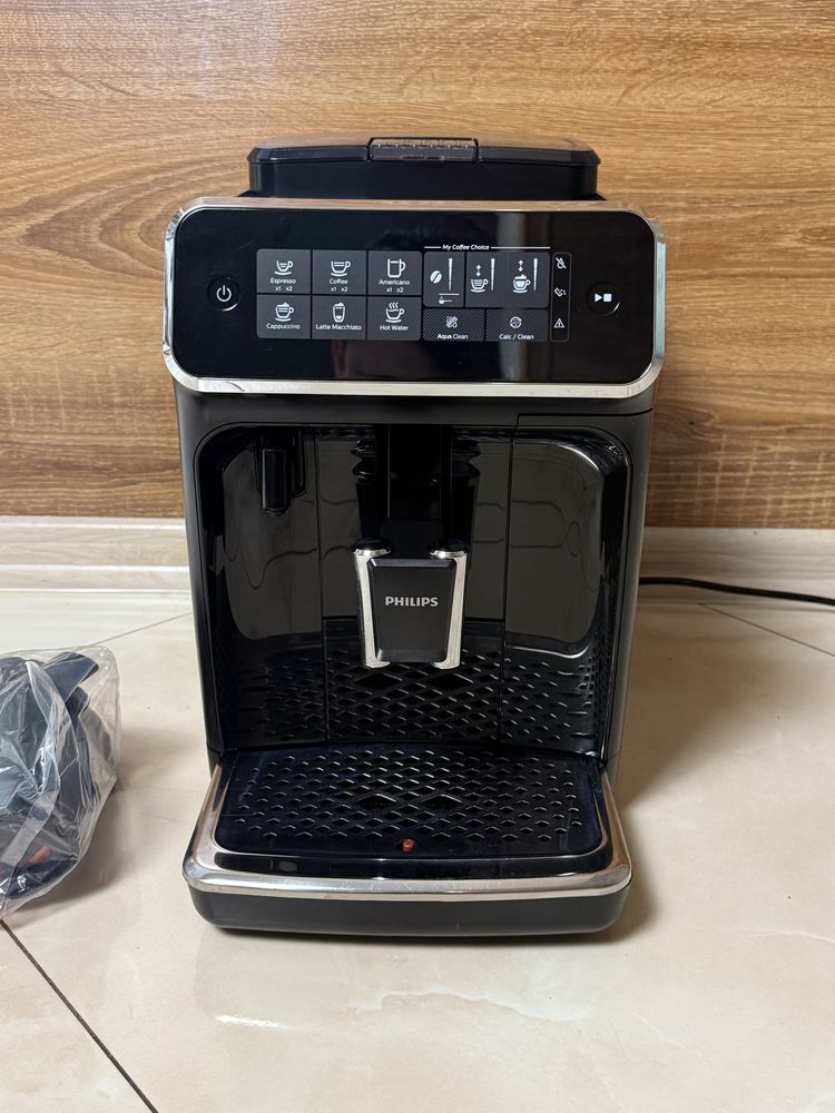 Кавоварка Кавомашина PHILIPS LatteGo Series 3200 з Гарантією !