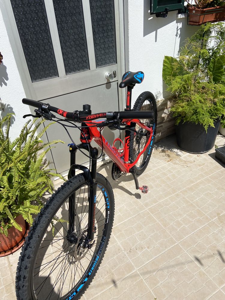 Vendo bicicleta Torpado roda 29