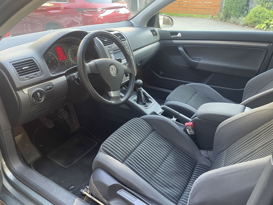 Volkswagen Golf V 1.6 MPI