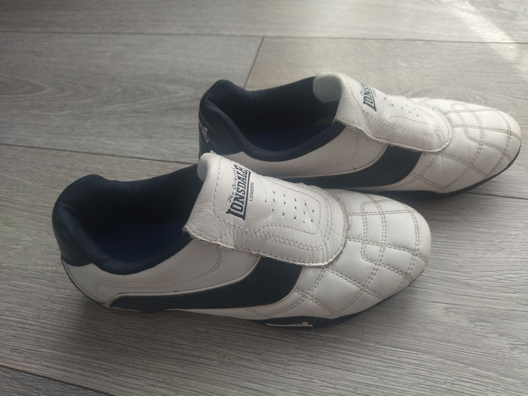 Buty sportowe LONSDALE