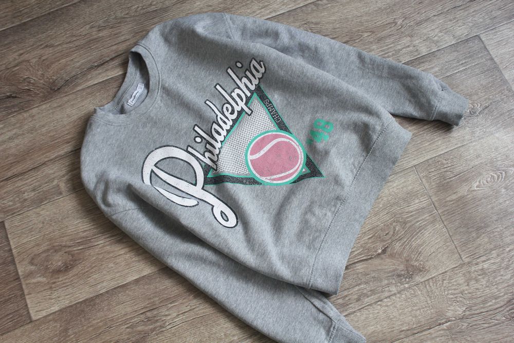 Якісний бавовняний світшот від Stradivarius Philadelphia оригінал