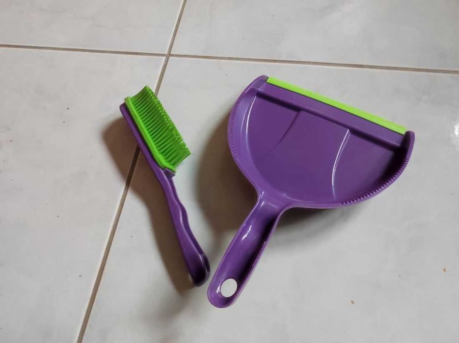 zmiotka gumowa szczotka z szufelką zestaw york do zwierząt