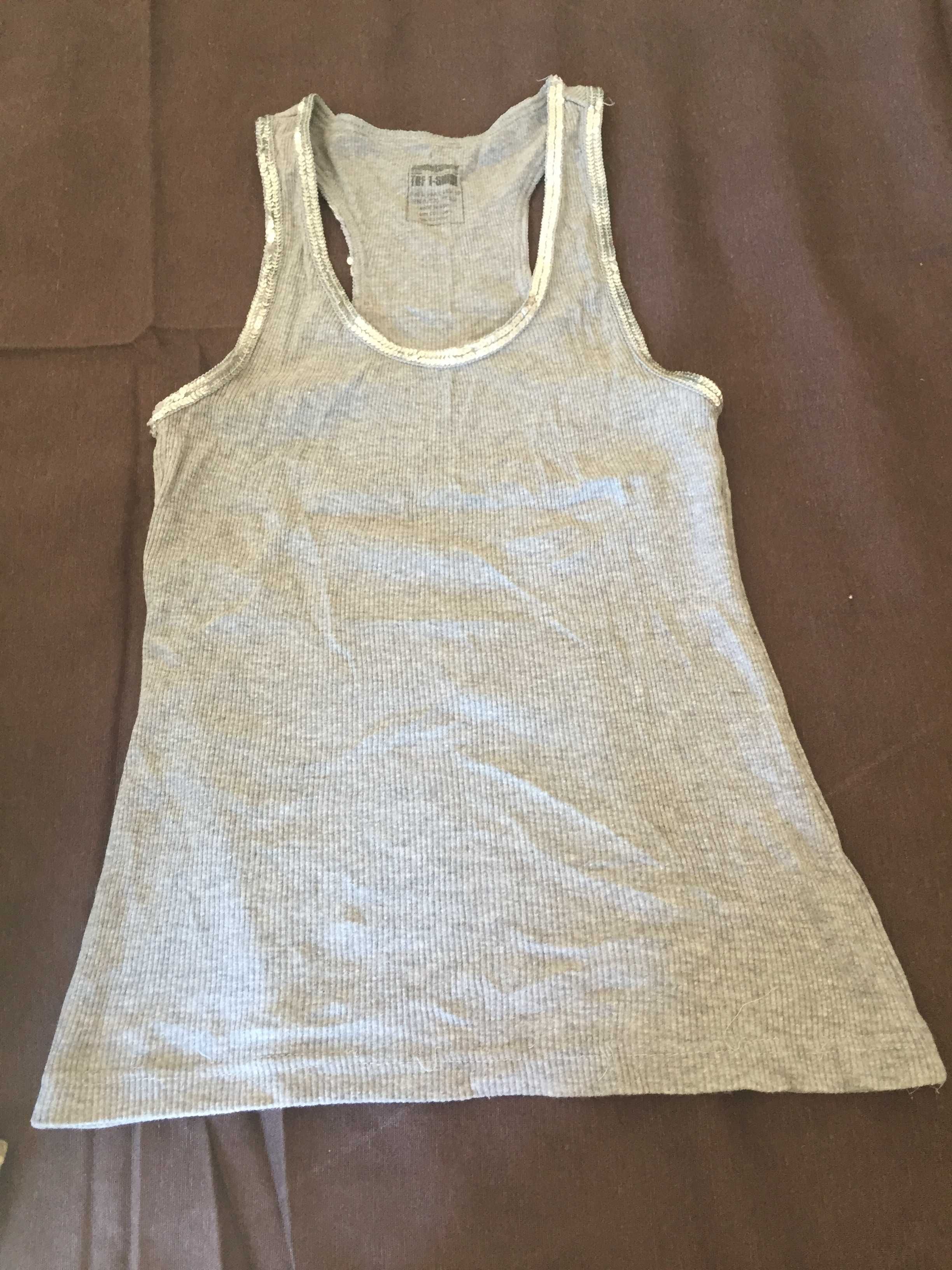 top cinzento zara com missangas tamanho m