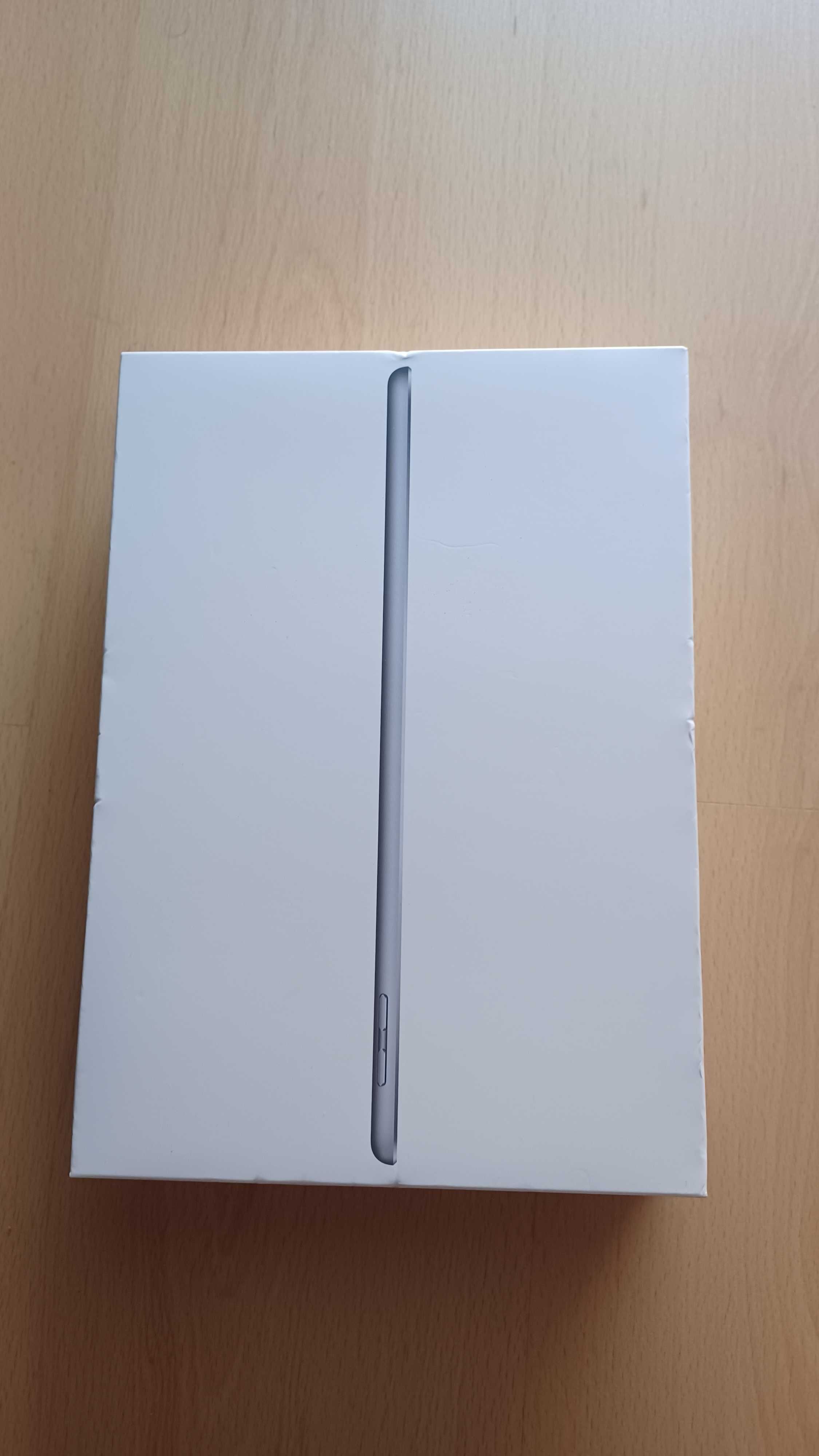 IPad 6ª geração 32Gb - com pouco uso sem riscos como novo