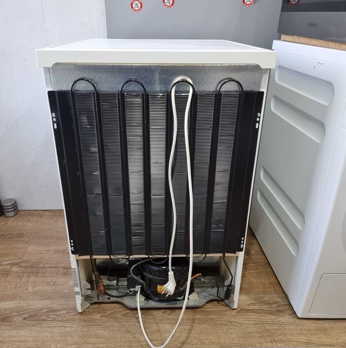 Niska zamrażarka szufladowa Liebherr Premium GP1356, 4 szuflady, 104L.