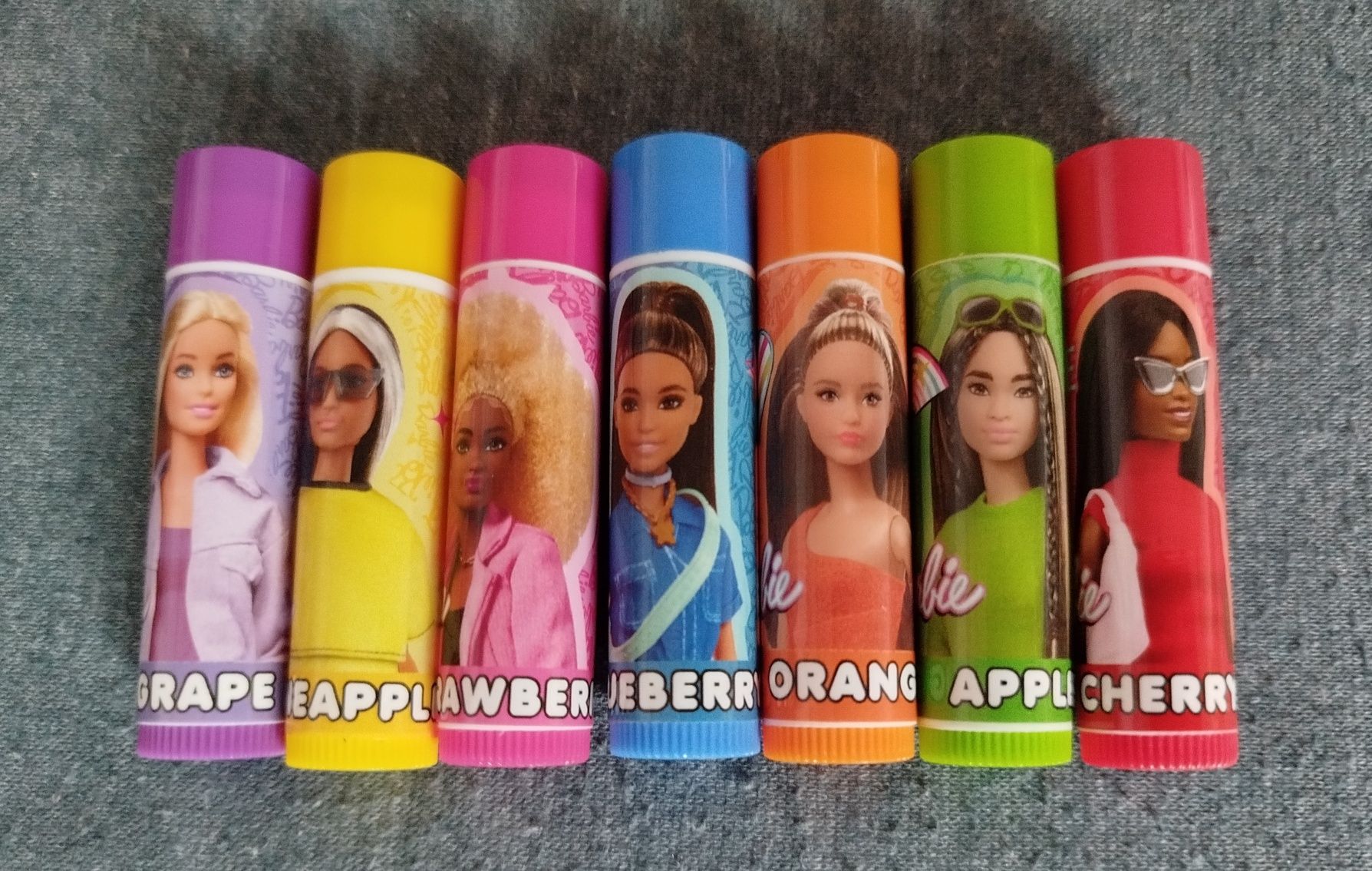 Pomadki nowe 7 sztuk
