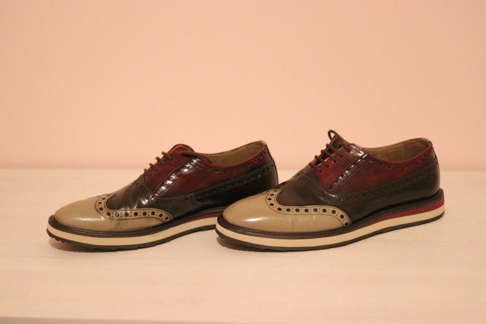 Sapatos de homem Cohibas em pele