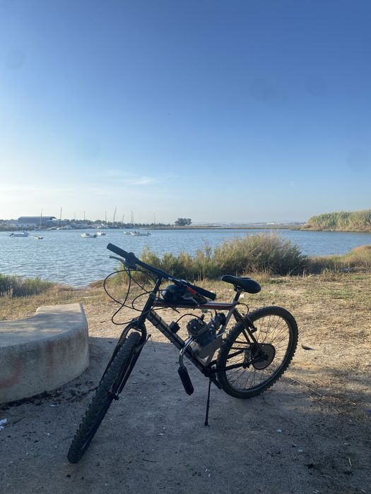 Bicicleta com motor 80cc