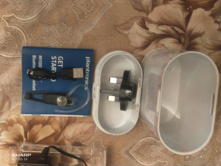 Bluetooth гарнитура Plantronics M1100
