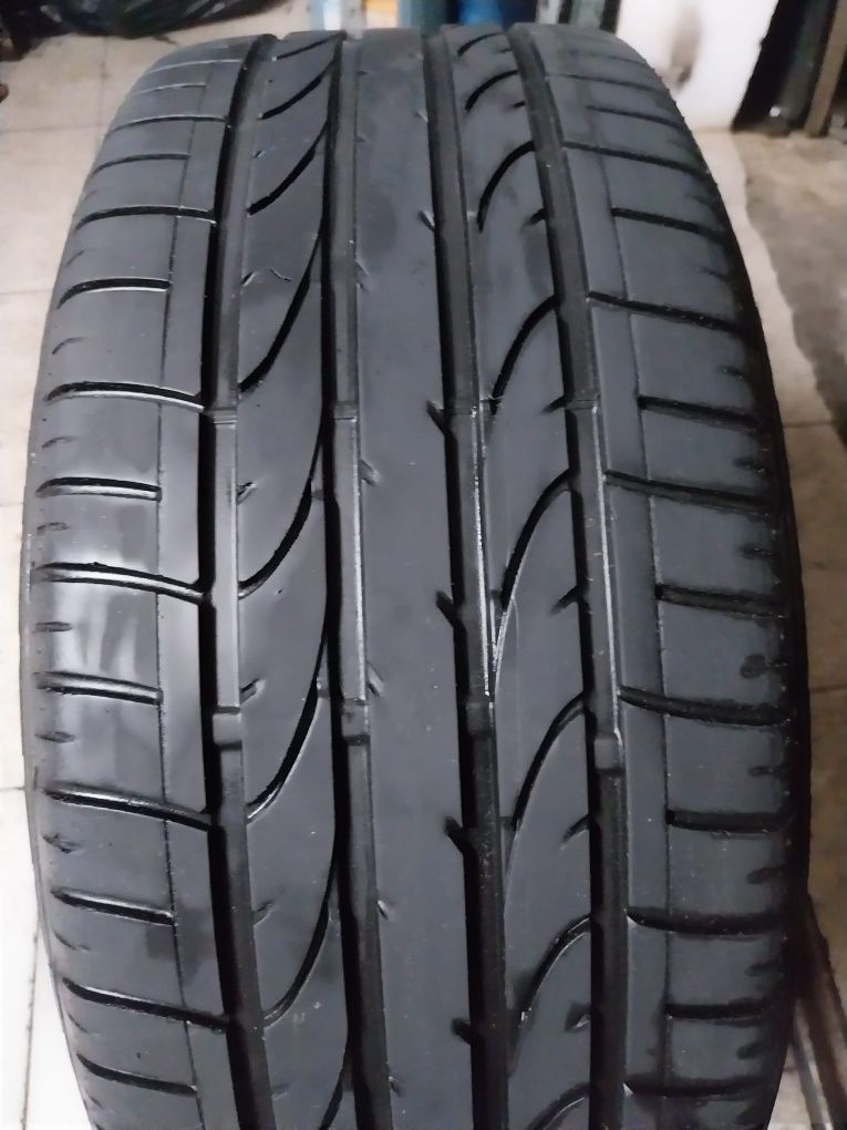 Par de pneus Bridgestone dueler 235 50 r18