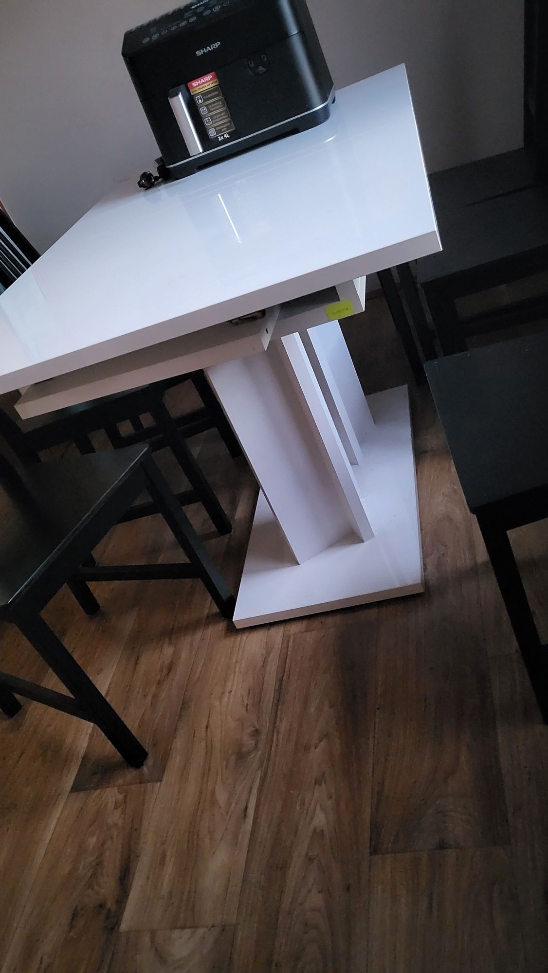 Sprzedam stół rozkładany