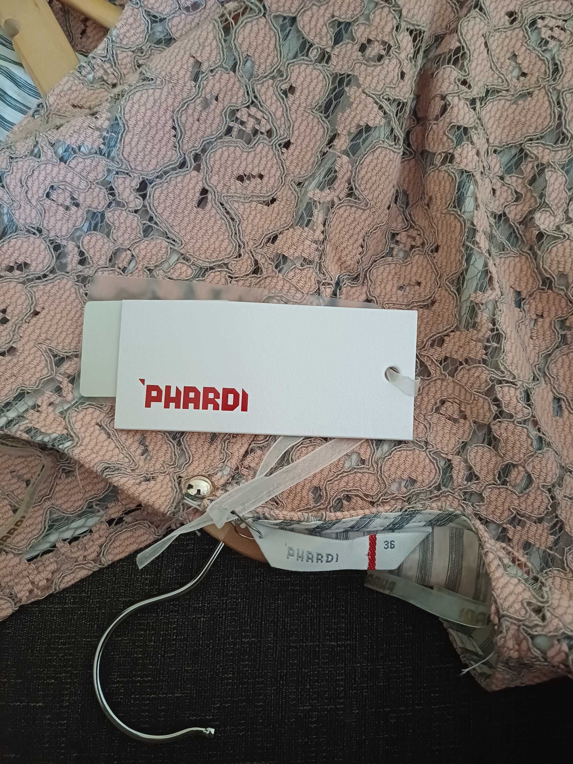 Летнее нарядное платье Phardi